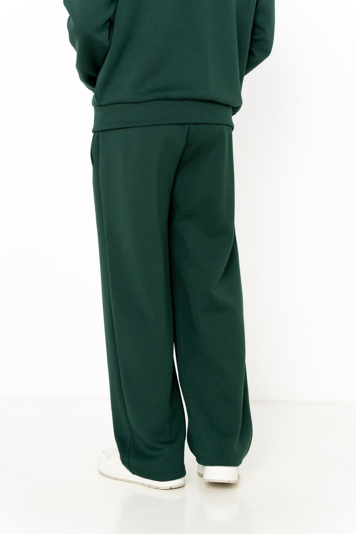 Ensemble Monaco - vert-thumbmail-6