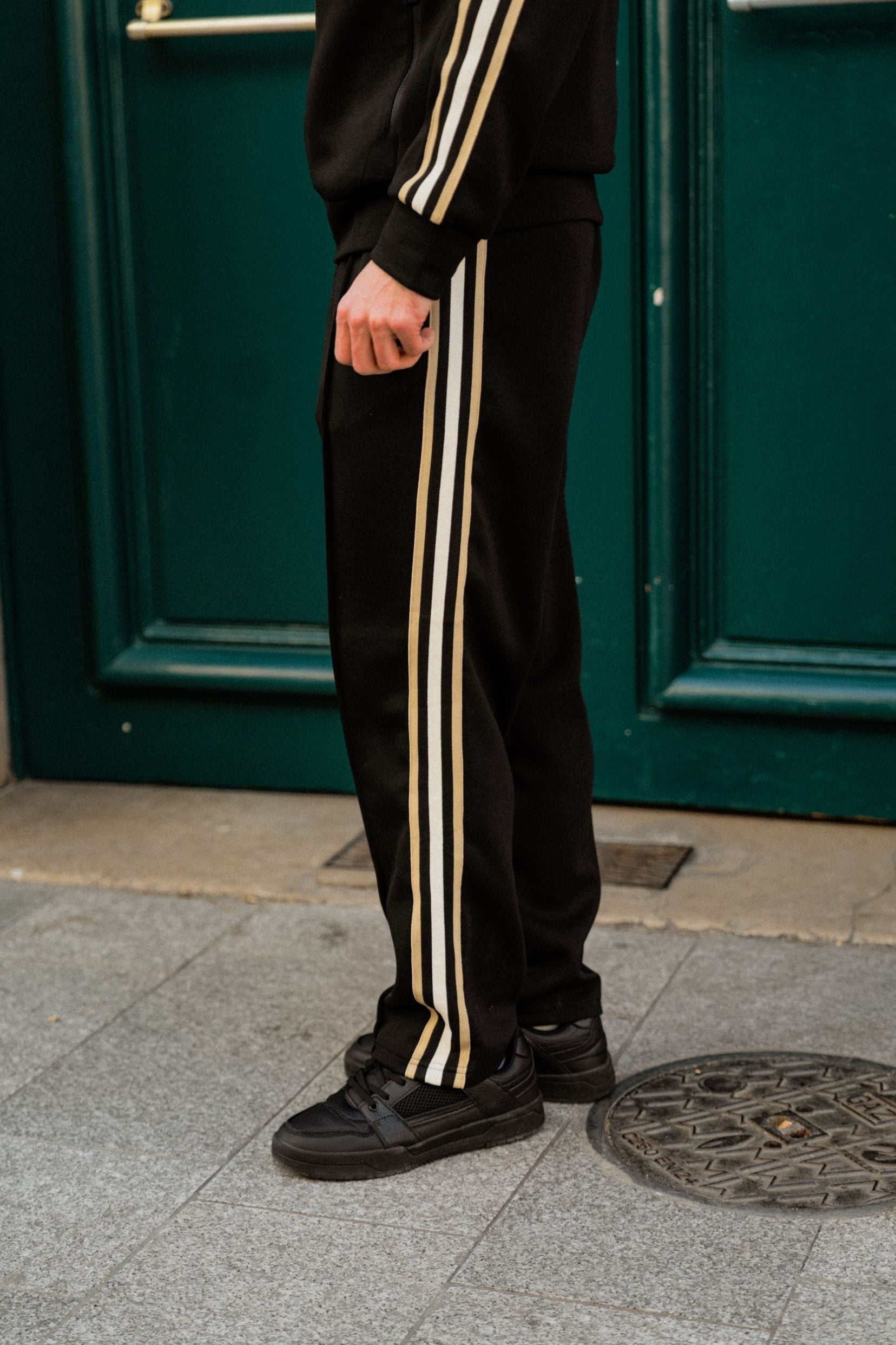 Ensemble jogging Riad - noir-thumbmail-3