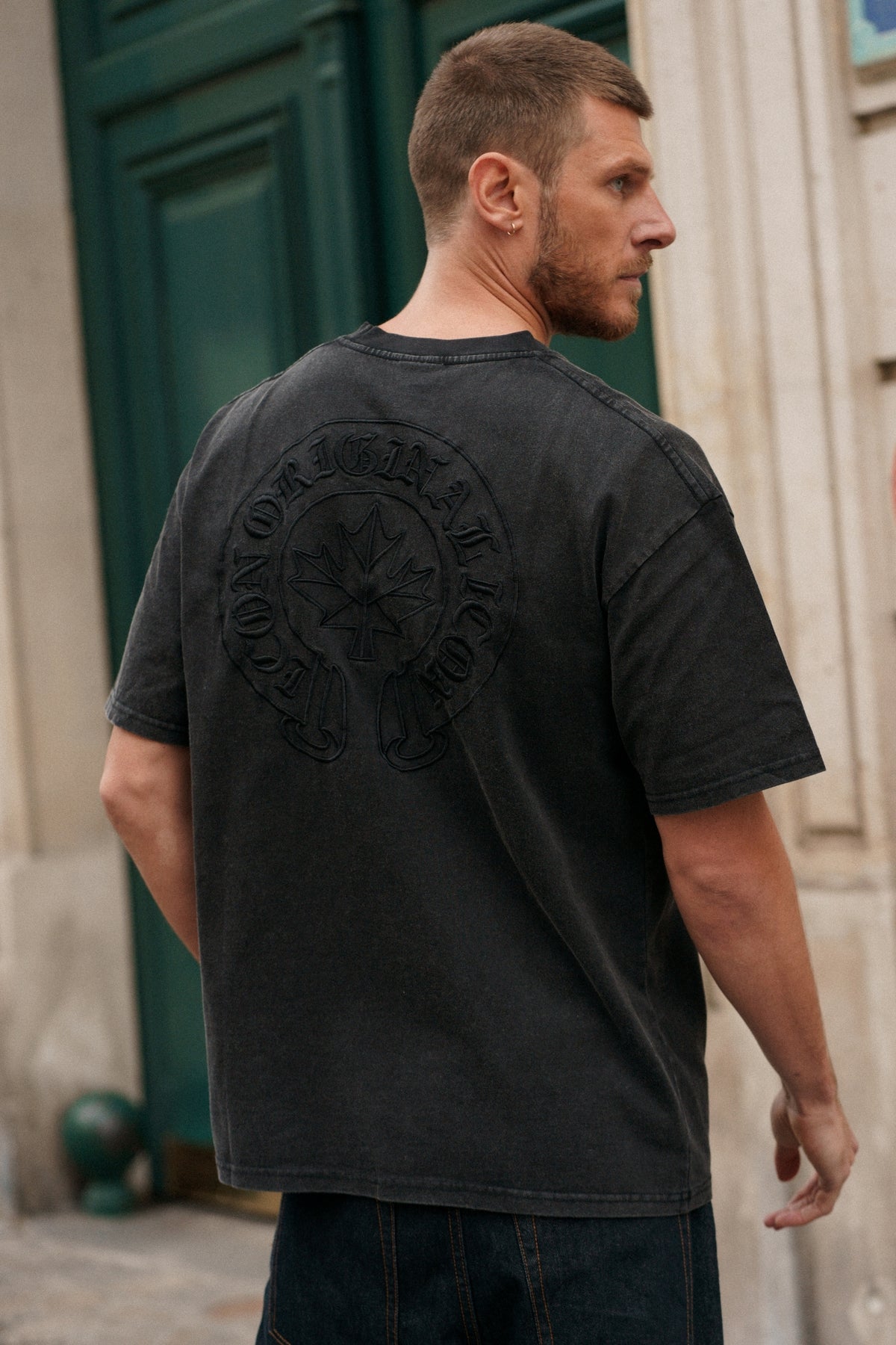 T-shirt ICON Basile - noir délavé-thumbmail-3