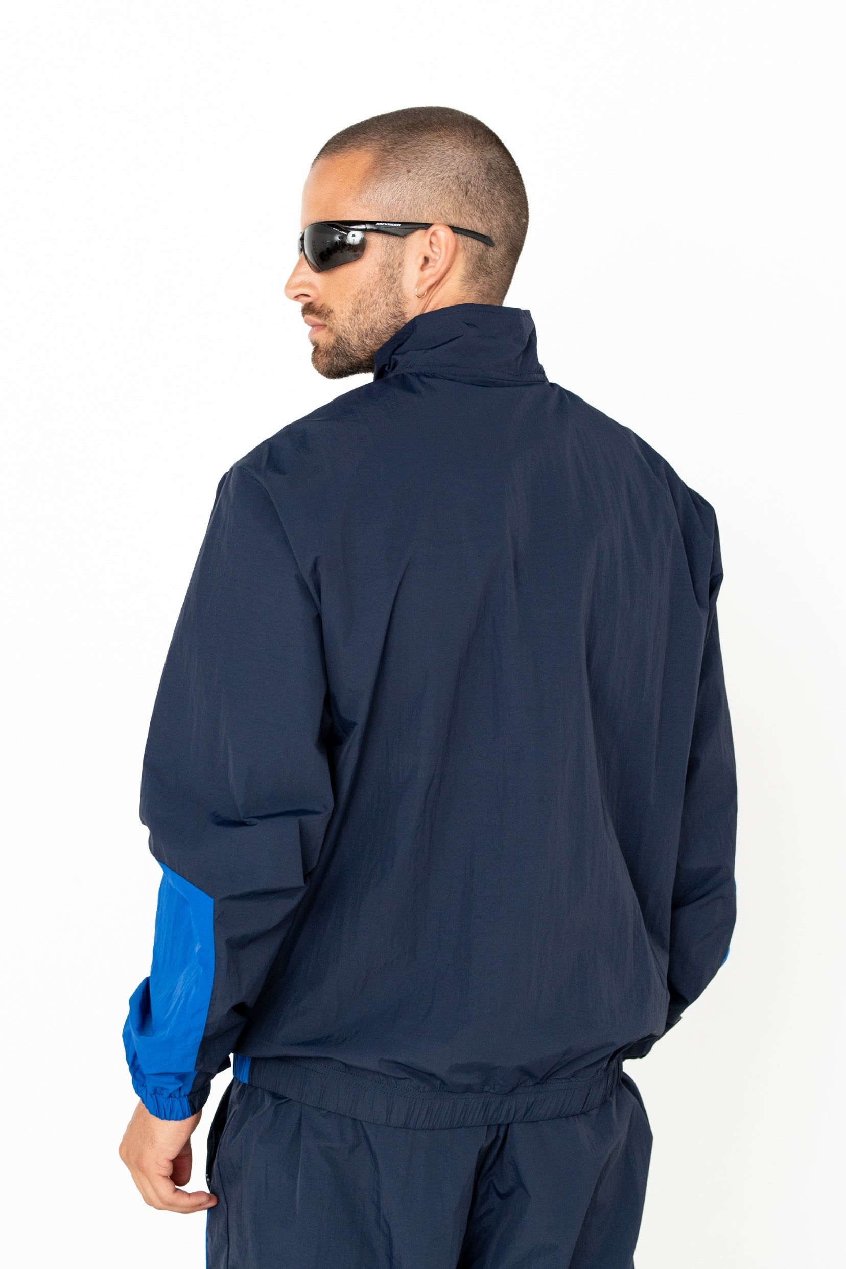 Ensemble Vector - bleu-thumbmail-4