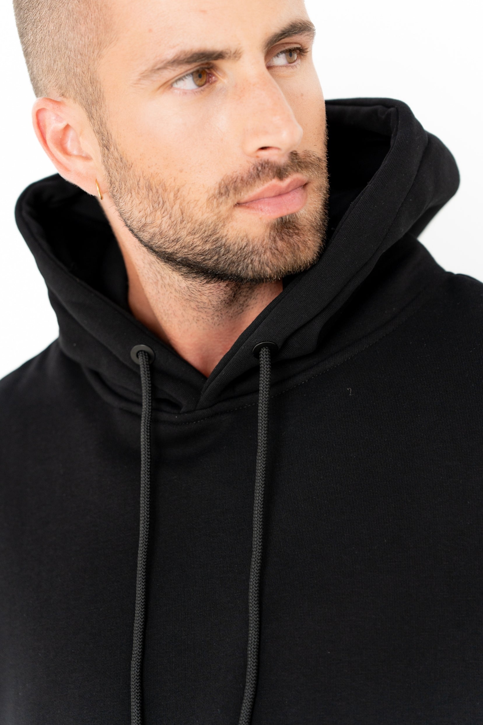 Sweat Monolith – noir-thumbmail-3